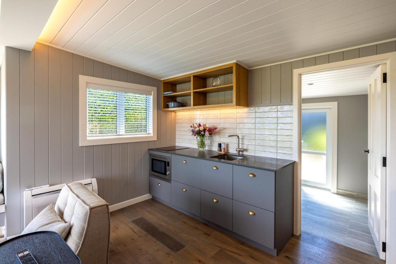 Smiths Cottage - Stay Waiheke Oneroa エクステリア 写真